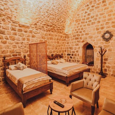 Hanedan Konagi Butik Otel Deluxe King Triple Room Anka Mardin Buitenkant foto