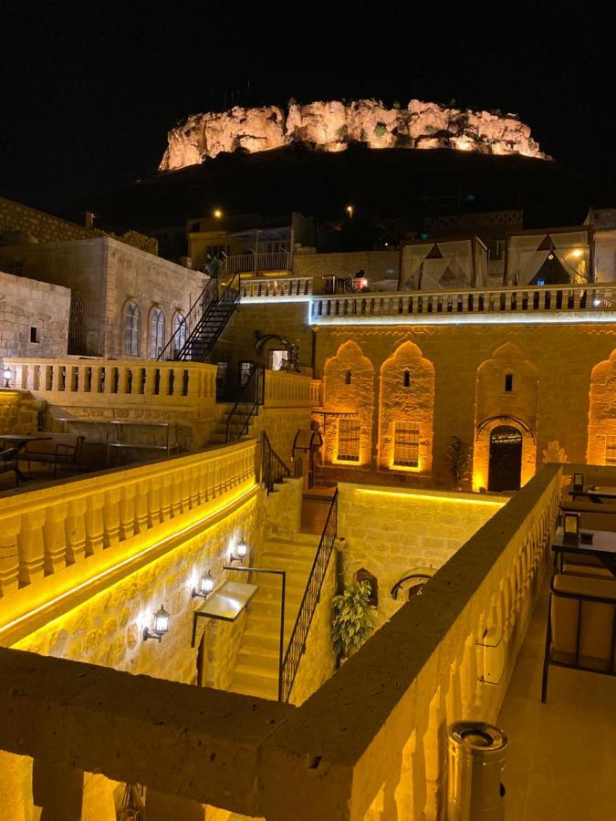 Hanedan Konagi Butik Otel Deluxe King Triple Room Anka Mardin Buitenkant foto